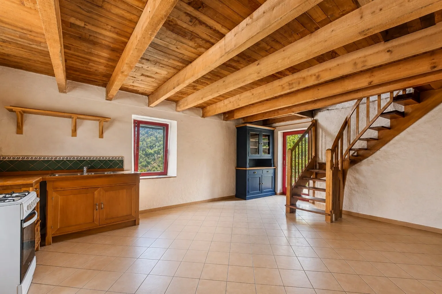 La Ferrière — cuisine escalier